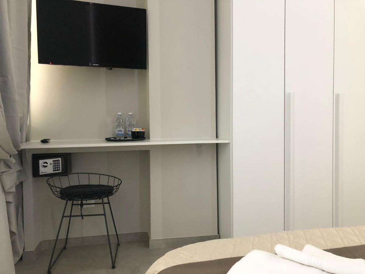 Turin Central Rooms