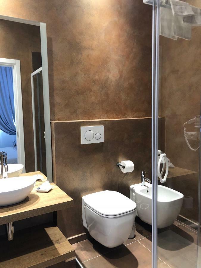 Turin Central Rooms Guest house 2*